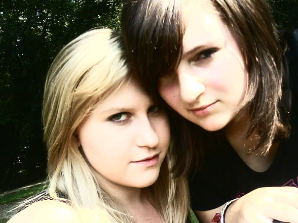 KriisTiiN anD Me..=) - 