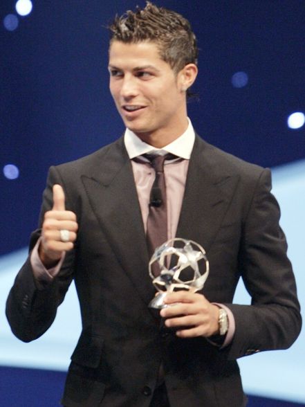 Cristiano Ronaldo - 