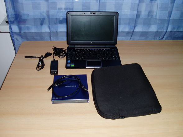 Netbook mit Zubehör - 