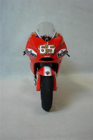 Ducati Desmosedici - 