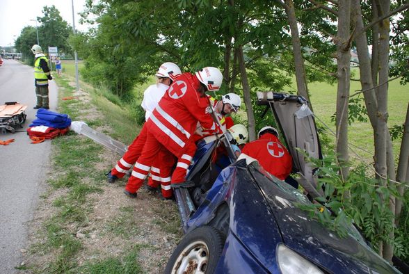 Übung mit der Feuerwehr Freindorf - 