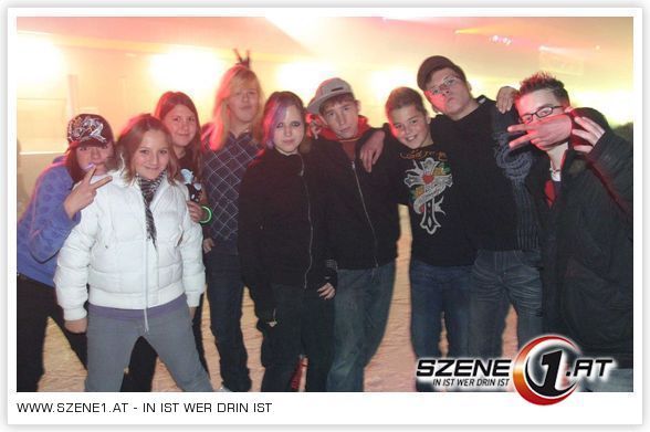 Friends und Ich beim eislaufen - 