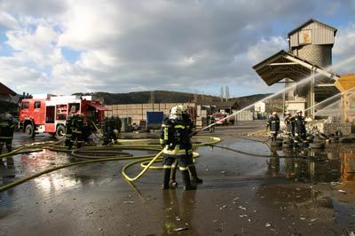 Großbrand am ehemaligen Buhl Areal - 