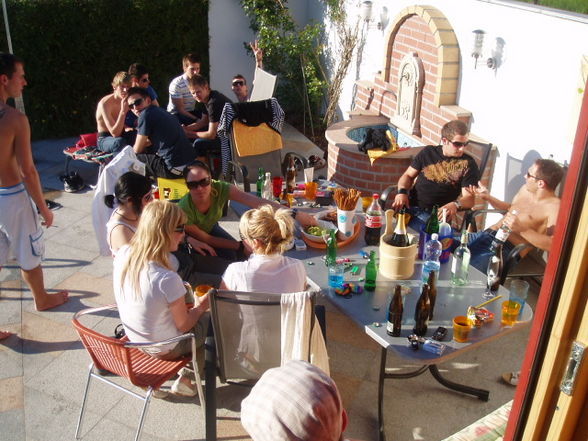 Pool-Partys powered bei Luke - 