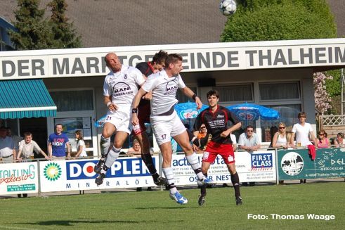 -Fußballplatz- - 