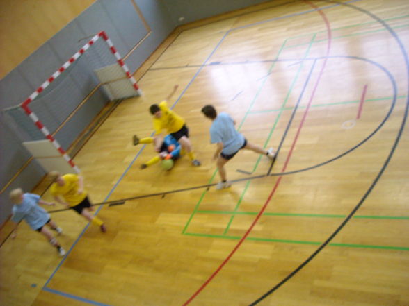 einmal Fußball... - 