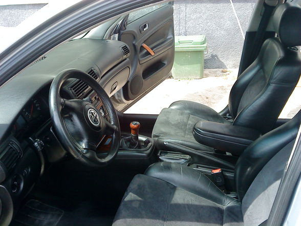 VW Passat - 