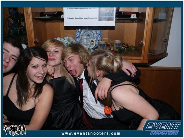 Party 2010. - 