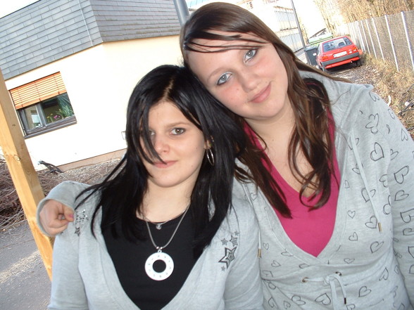 _MeInE ScHooL BuNNyS_ - 