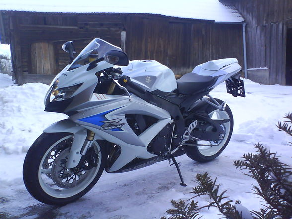 meine neue gixxer 600 k8 - 