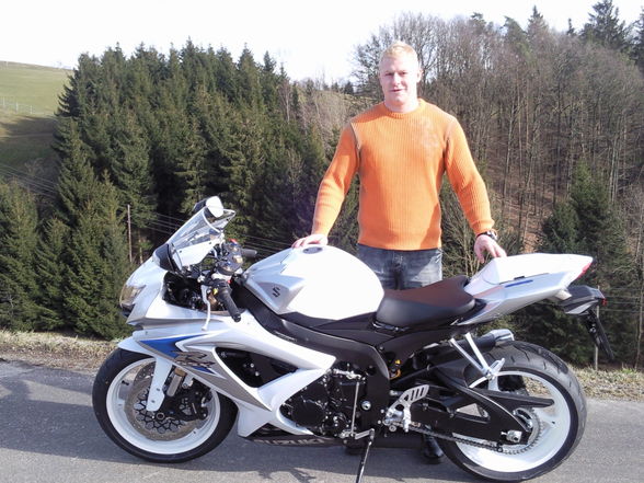 meine neue gixxer 600 k8 - 