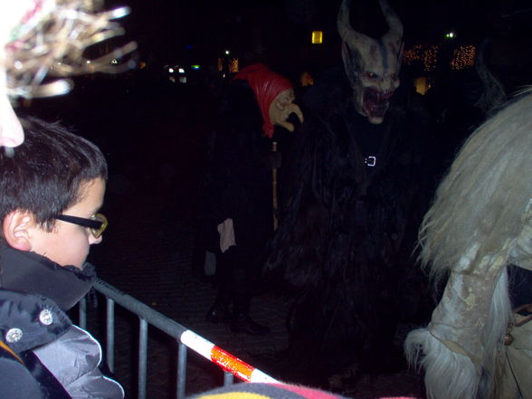 Perchtenlauf Steyr, 28.11.09 Teil2 - 