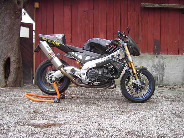 meine aprilia rsv mille R - 