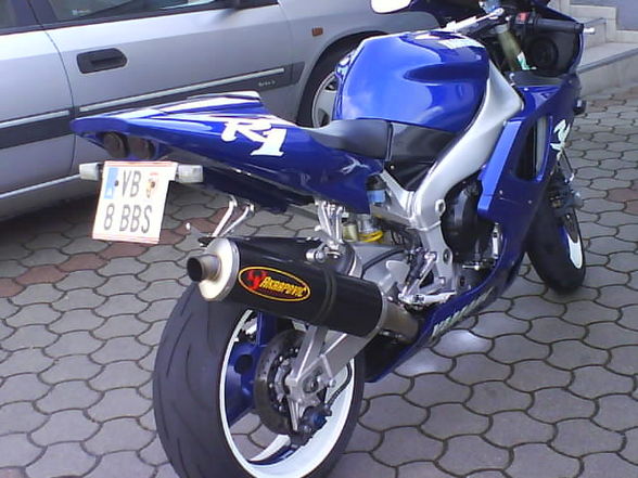 YZF-R1 - 