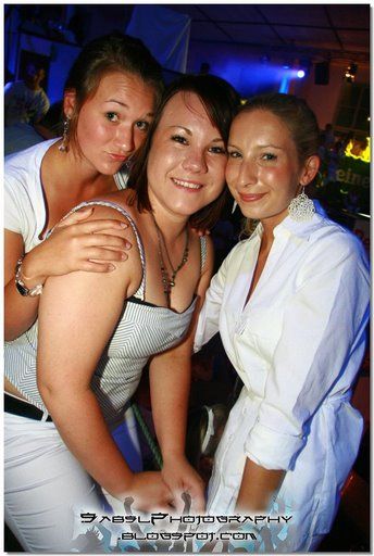 **aReNa wHiTe 2008** - 