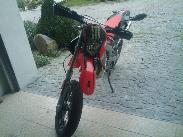 Aprilia SX50 - 