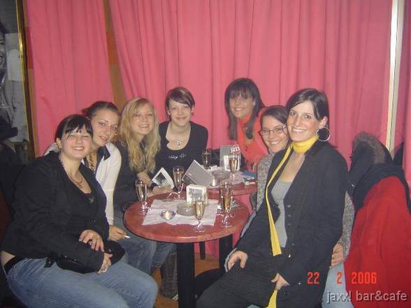 party mit freunden - 