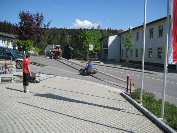 Unser Maibaum aufstön in St.Martin - 