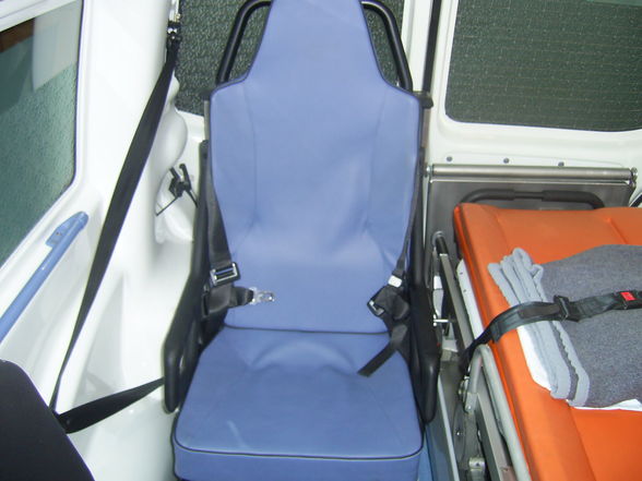 Rettungs Auto 76/062 - 