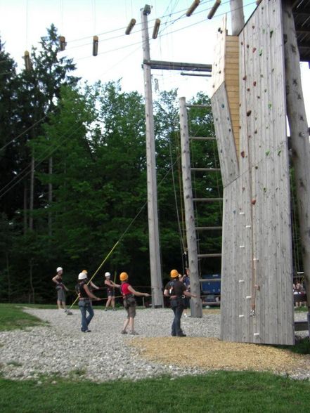 Im Klettergarten mit Arbeitskollegen - 