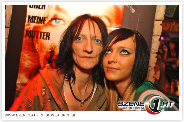 Haha i und mei mum in da oidstodt xD - 