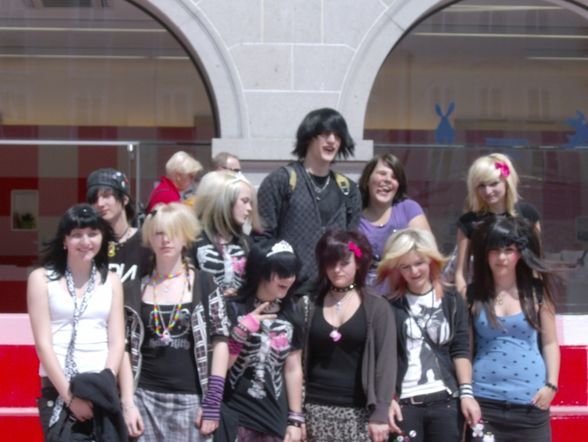 [Emo-Treff...=geniiaL...=D_] - 