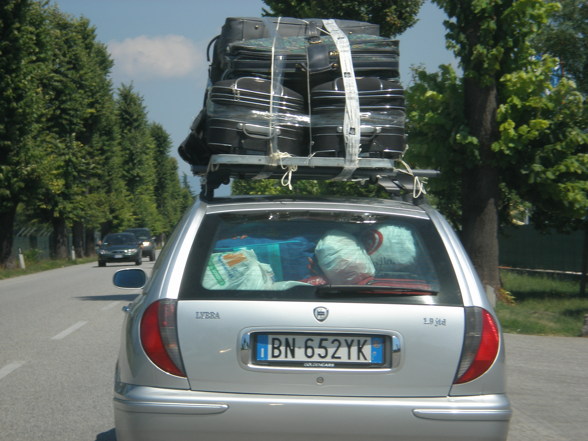 Für ein Urlaubstag viel zuwenig gepäck!! - 