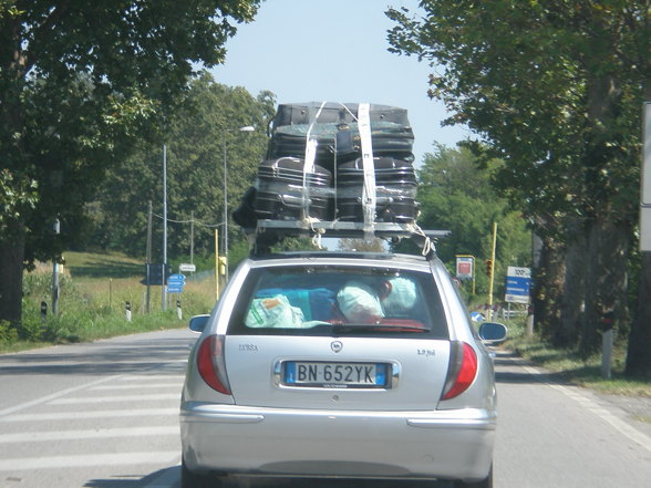 Für ein Urlaubstag viel zuwenig gepäck!! - 