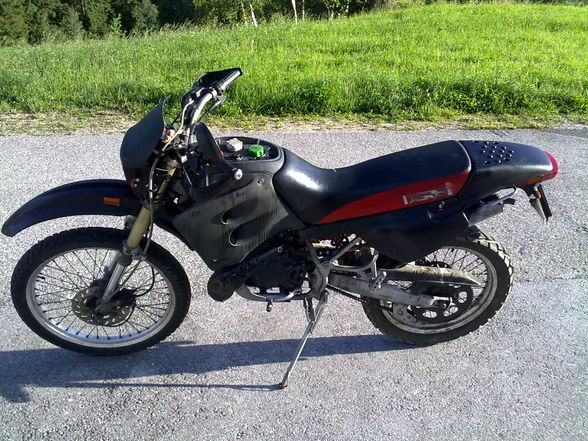 Moped - 