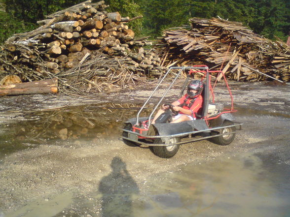 Fernando Torres beim Kart fahren!!! ;) - 