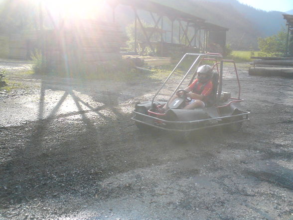 Fernando Torres beim Kart fahren!!! ;) - 