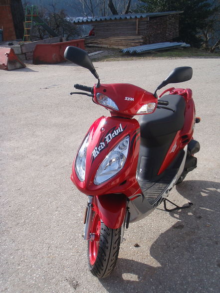 Mei Oids Moped - 