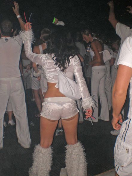 Sensation White Prag 2008 - 