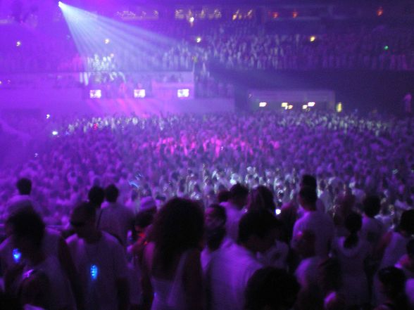 Sensation White Prag 2008 - 