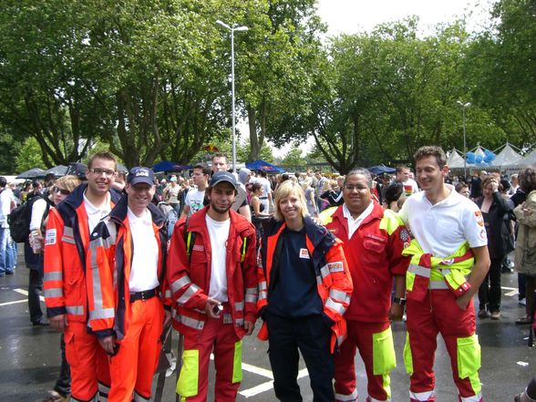 Ambulanzdienst LOVE PARADE Dortmund 2008 - 