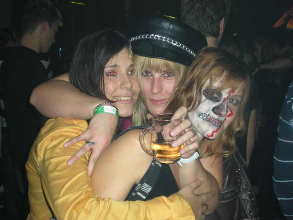 Halloweenparty 08 - 