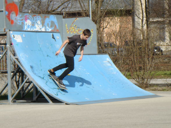 Skate Session!!! - 