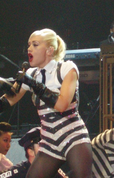 GWEN STEFANI (17.10.2007) - 