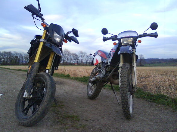 Derbi und Generic - 