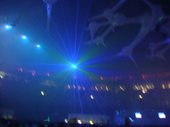 SENSATION-WHITE@PRAG 2008 - 