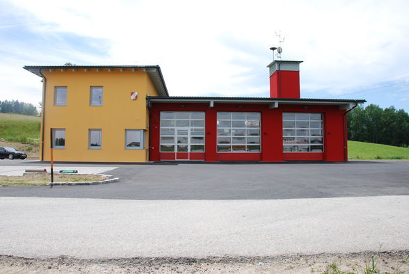 Unser neues Feuerwehrzeughaus - 