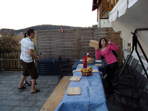 06.04.09 Grillen bei uns. - 