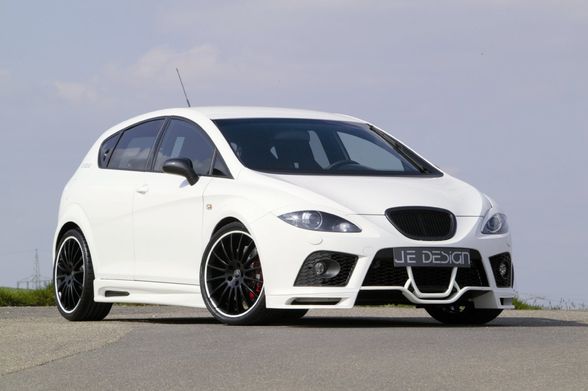 Seat Leon Vs Seat Ibiza - 