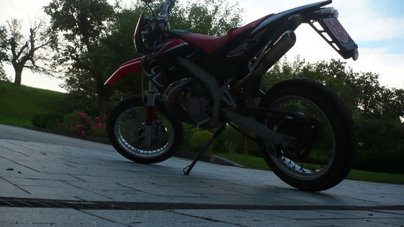 mei Aprilia SX50  - 