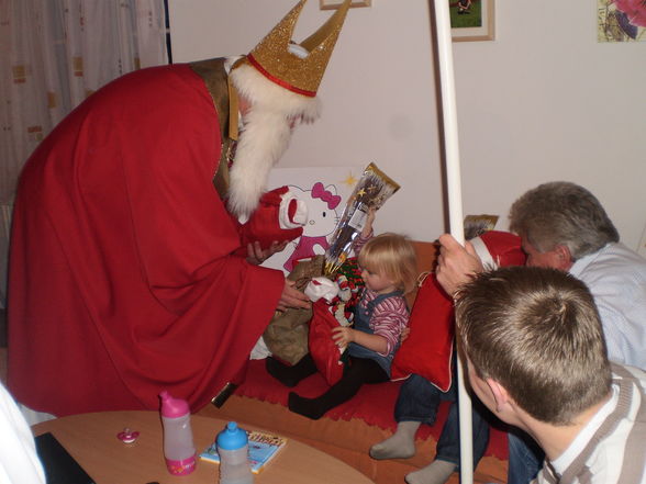 Nikolaus,Weihnachten,im Schnee - 