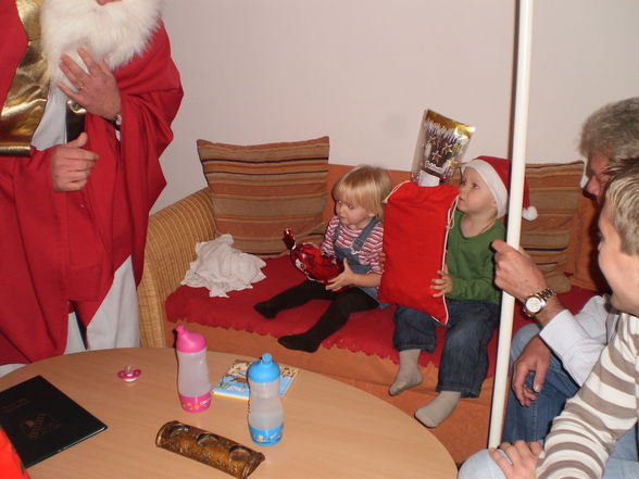 Nikolaus,Weihnachten,im Schnee - 