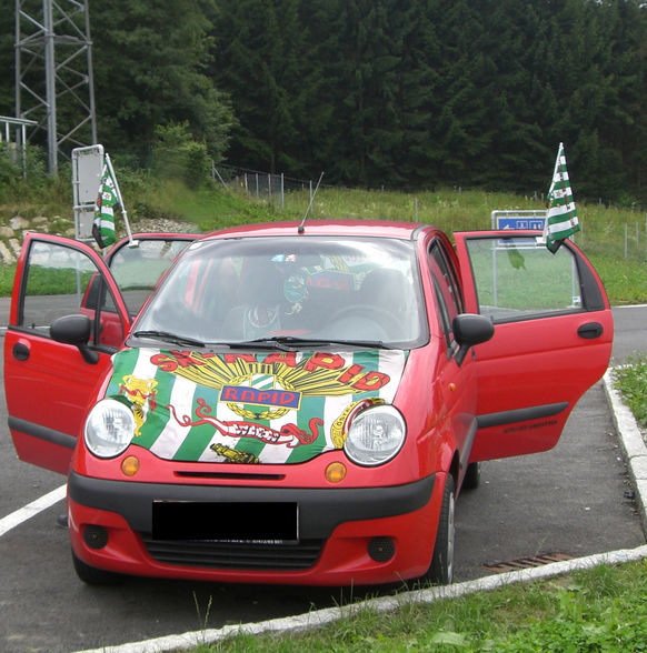 Autokonvoi nach Mattersburg - 