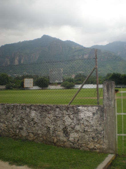 Uni und  Ausflug nach Tepoztlán - 