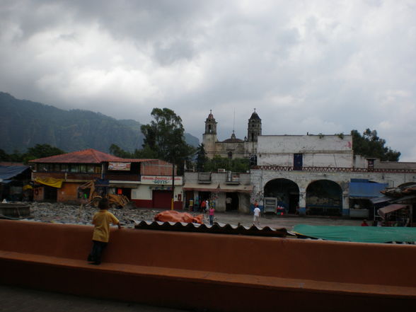 Uni und  Ausflug nach Tepoztlán - 