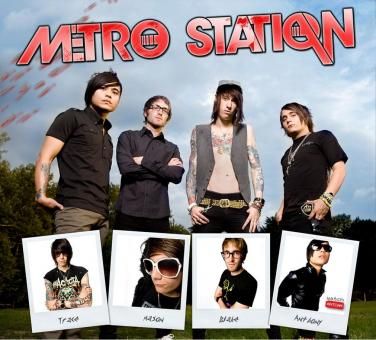 -_Metro Station_- - 